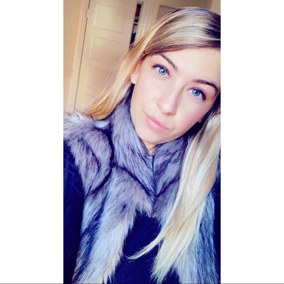 ℋ𝒾! ℐ𝓂 𝒦𝒾𝓂 🐘🌻🌜🌞      ωєℓ¢σмє тσ му ¢ℓσѕєт - Picture 4 of 5